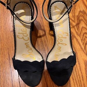 Sam Edelman Black Scalloped Heels
